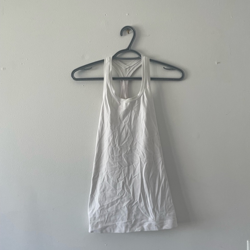 Lululemon tank